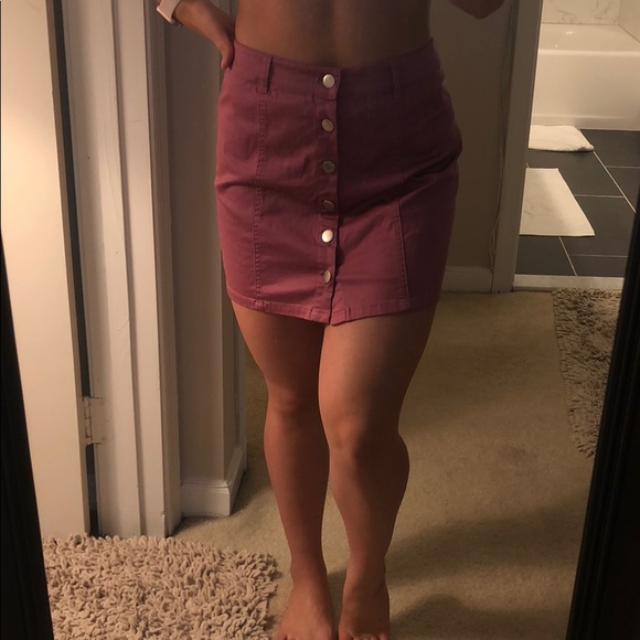 Forever 21 Dresses & Skirts - Forever 21 Mauve button up skirt